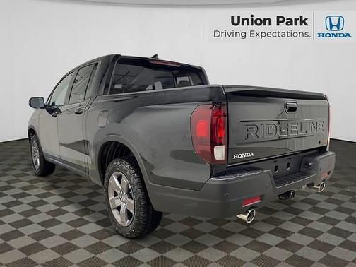 Crystal Black Pearl 2026 Honda Ridgeline TrailSport