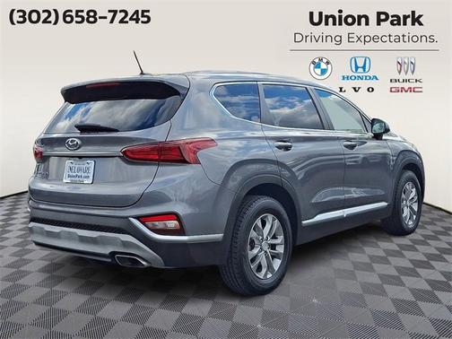 2019 Hyundai SANTA FE SE 2.4