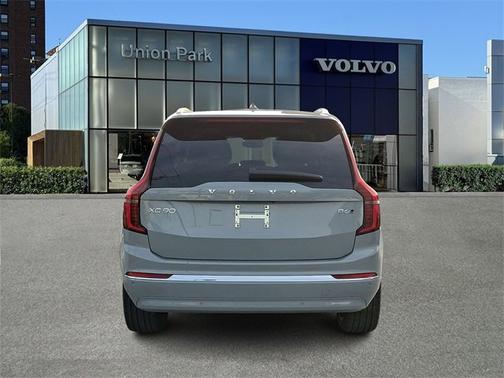 2026 Volvo XC90 Ultra