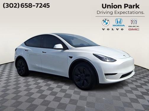 White 2025 Tesla Model Y Long Range