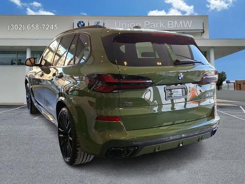 2026 BMW X5 M60i