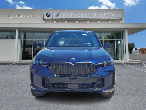 Tanzanite Blue II Metallic 2026 BMW X5 xDrive50e