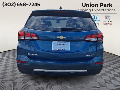 Lakeshore Blue Metallic 2024 Chevrolet Equinox 1LT