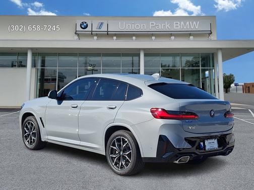 Brooklyn Grey Metallic 2025 BMW X4 xDrive30i