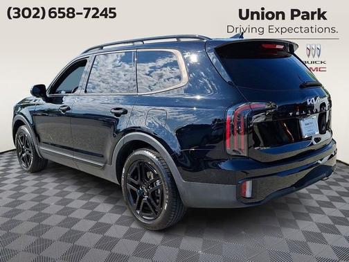 Ebony Black 2024 Kia Telluride EX X-Line