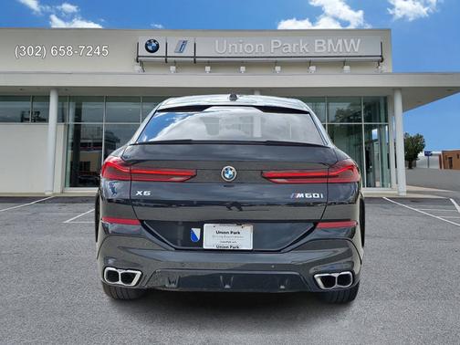 2025 BMW X6 M60i
