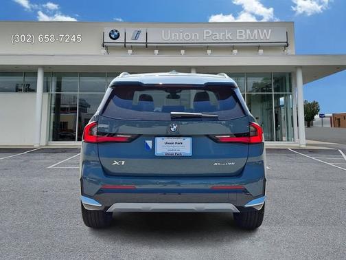 Cape York Green Metallic 2026 BMW X1 xDrive28i