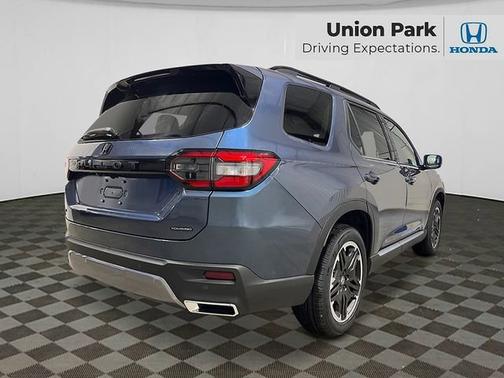 Smoke Blue Pearl 2026 Honda Pilot Touring S