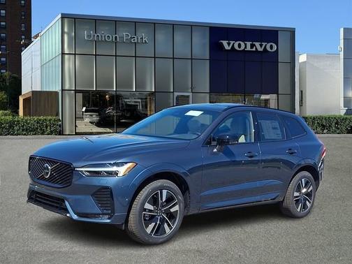 Denim Blue Metallic 2026 Volvo XC60 Plus