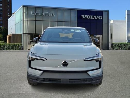 2025 Volvo EX30 Plus