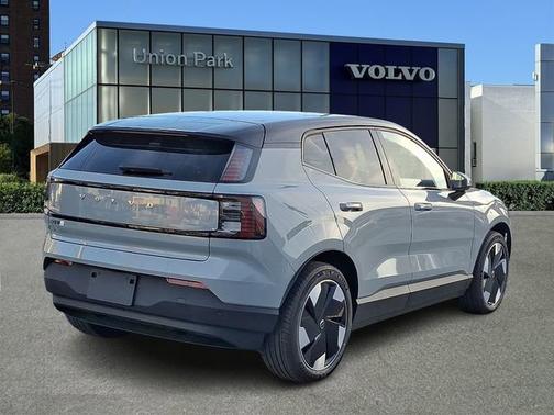 2025 Volvo EX30 Plus
