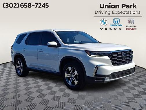 White 2025 Honda Pilot EX-L