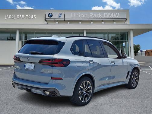 Brooklyn Grey Metallic 2026 BMW X5 xDrive50e