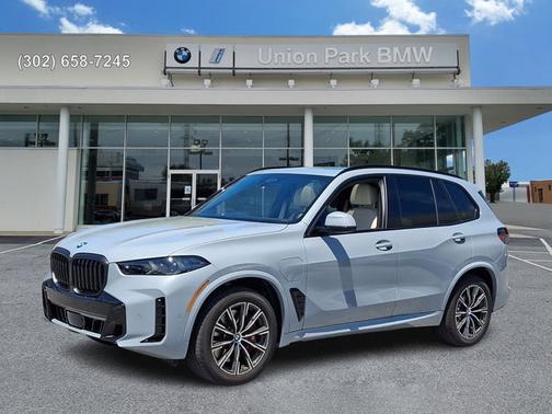 Brooklyn Grey Metallic 2026 BMW X5 xDrive50e