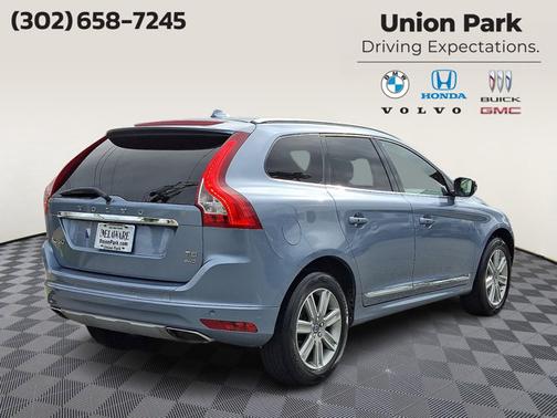2017 Volvo XC60 T5 Inscription