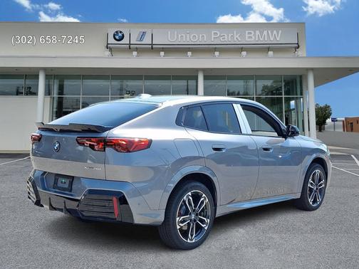Skyscraper Grey Metallic 2026 BMW X2 xDrive28i