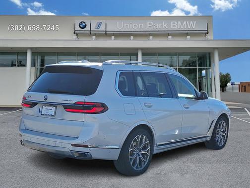 2023 BMW X7 xDrive40i
