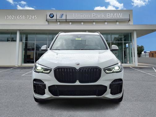 2022 BMW X5 M50i