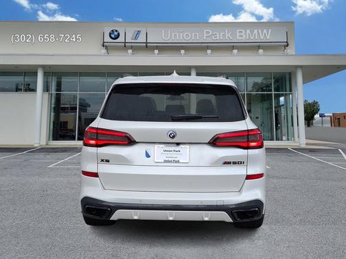2022 BMW X5 M50i