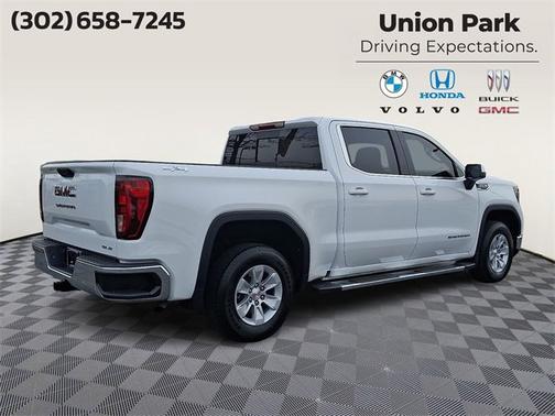 2024 GMC Sierra 1500 SLE