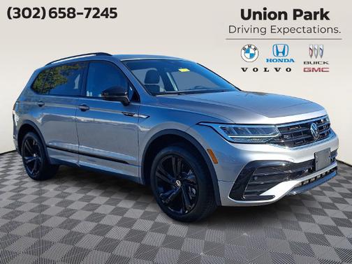 Silver Metallic 2023 Volkswagen Tiguan SE R-Line Black