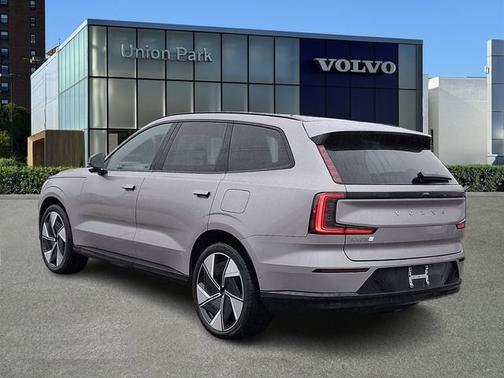 2026 Volvo EX90 Ultra