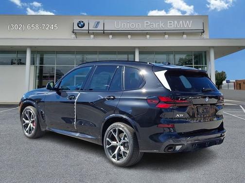 Black Sapphire Metallic 2026 BMW X5 xDrive50e