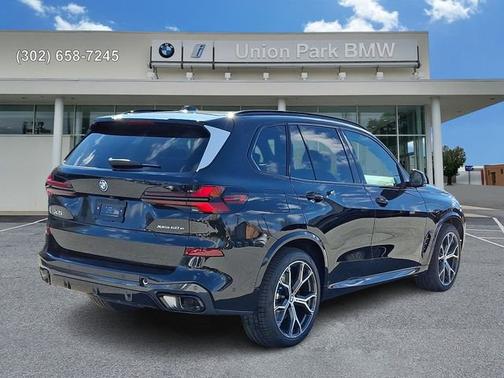 Black Sapphire Metallic 2026 BMW X5 xDrive50e