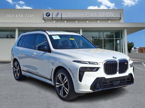 2025 BMW X7 M60i