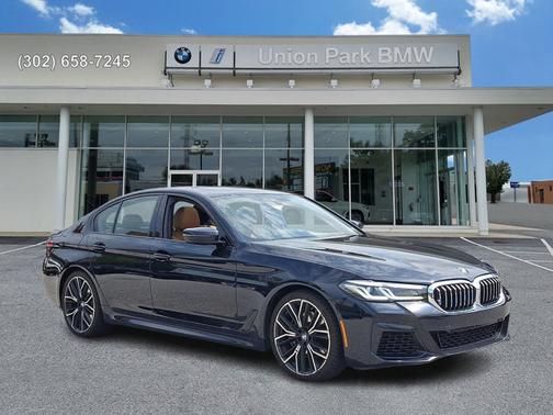 Carbon Black Metallic 2022 BMW 540 540i xDrive