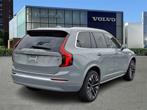 2025 Volvo XC90 Ultra