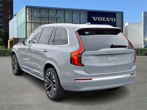 2025 Volvo XC90 Ultra