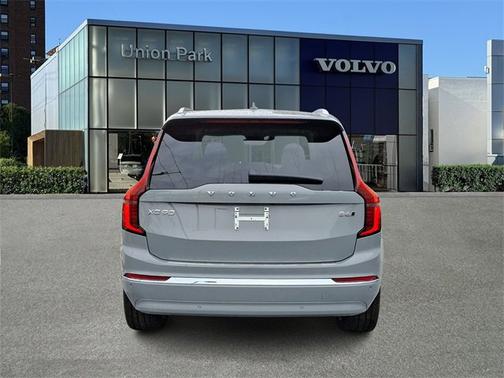 2025 Volvo XC90 Ultra