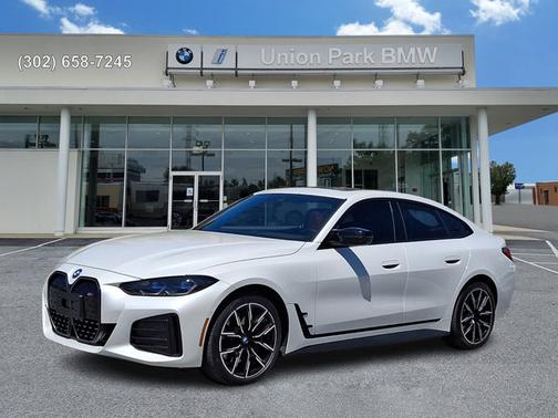 Mineral White Metallic 2023 BMW i4 Gran Coupe M50