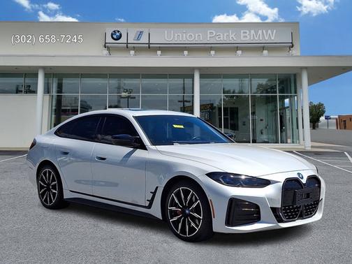 Mineral White Metallic 2023 BMW i4 Gran Coupe M50