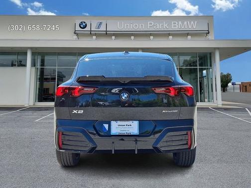Black Sapphire Metallic 2026 BMW X2 xDrive28i