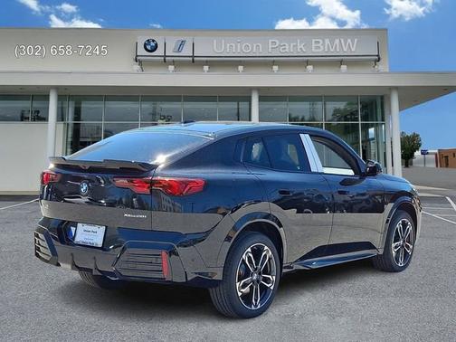 Black Sapphire Metallic 2026 BMW X2 xDrive28i