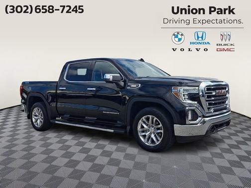 Onyx Black 2022 GMC Sierra 1500 SLT
