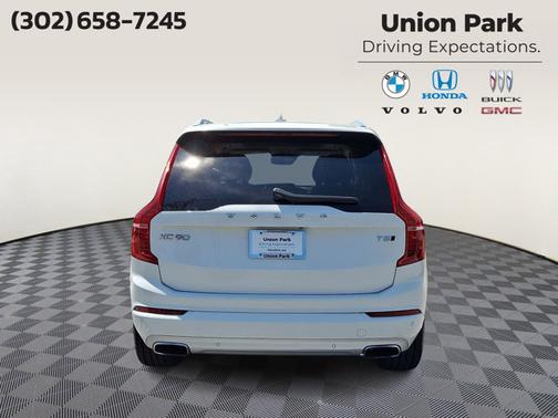 Ice White - 614 2020 Volvo XC90 T5 Momentum