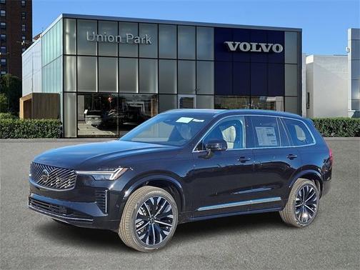 2026 Volvo XC90 Plus