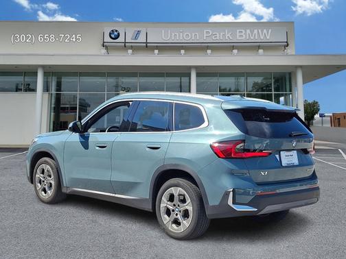 Cape York Green Metallic 2023 BMW X1 xDrive28i