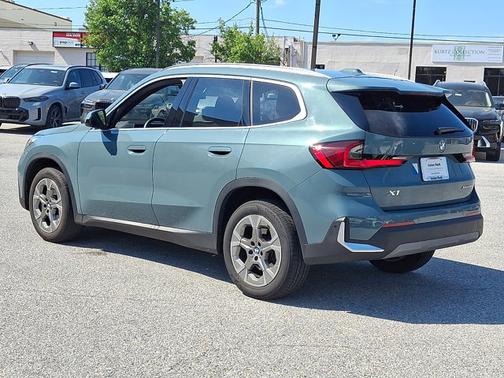 Cape York Green Metallic 2023 BMW X1 xDrive28i