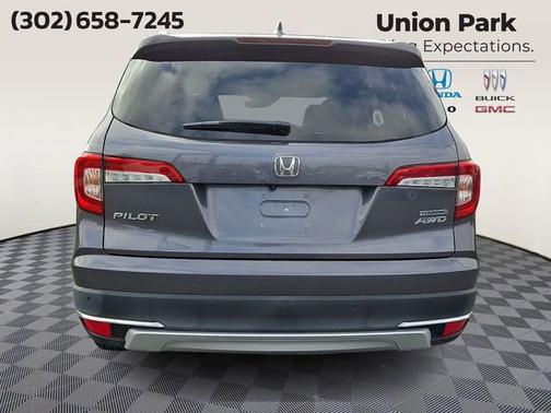 Gray 2020 Honda Pilot Touring 8-Passenger