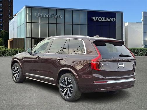 2026 Volvo XC90 Core