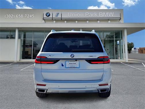 2026 BMW X7 xDrive40i