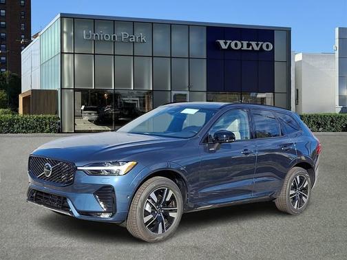 2026 Volvo XC60 Plus