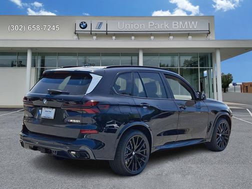 Carbon Black Metallic 2026 BMW X5 M60i