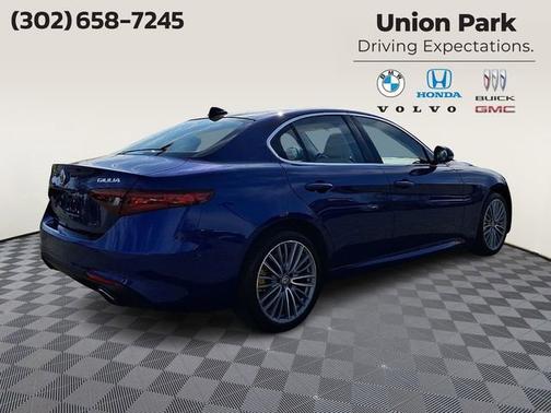 Anodized Blue Metallic 2021 Alfa Romeo Giulia Ti