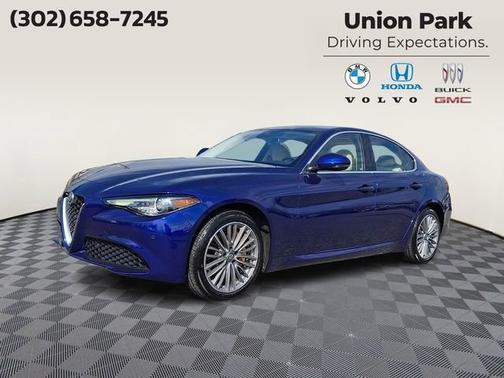 Anodized Blue Metallic 2021 Alfa Romeo Giulia Ti