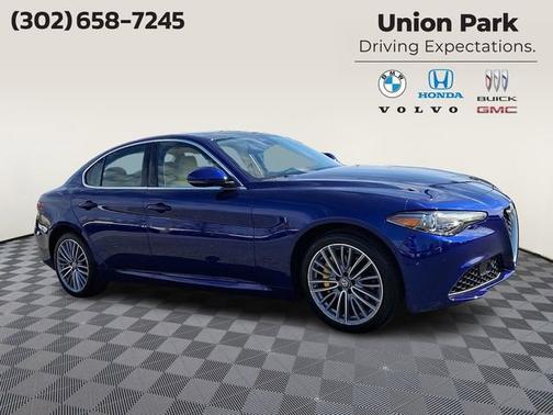 Anodized Blue Metallic 2021 Alfa Romeo Giulia Ti